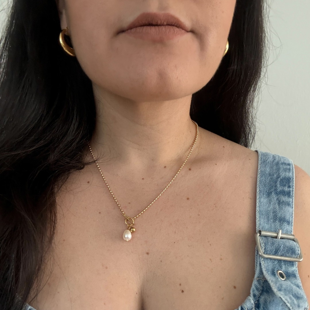 Gold & Pearl Necklace